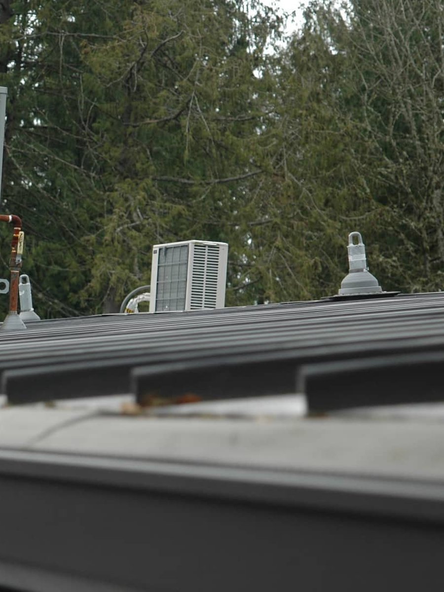 Super Anchor Safety's CRA's (Commercial Roof Anchors) installed on a Fire Station near Redmond, WA. Strategically placed for maintenance operations near HVAC units to keep everyone safe while working on the roof, especially in the rainy Pacific Northwest!

@superanchorsafety_