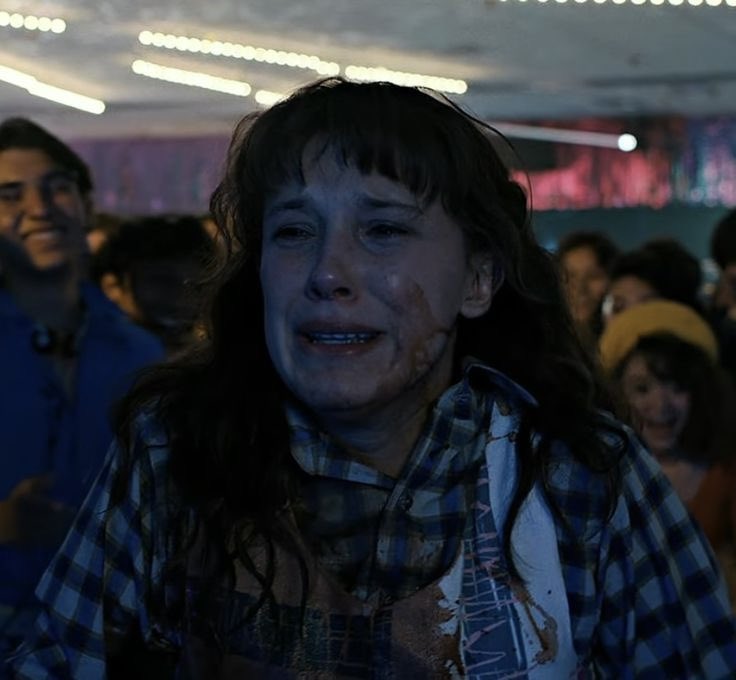 wlwsqk's tweet image. idk about you guys but if someone made MY girlfriend cry like this, they’d be getting worse than a roller skate to the face. @ mikewheeler step tf up