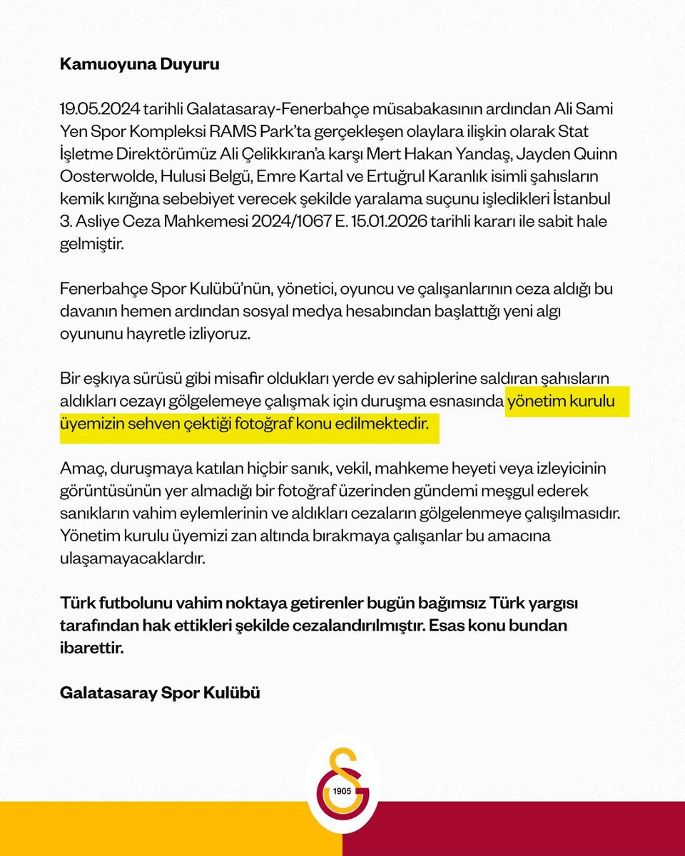 Fenersports_tr's tweet photo. Günün fıkrası: Galatasaray, yönetim kurulu üyesinin cebinden telefonu çıkartıp Mert Hakanın vermiş olduğu ifadeyi kayıt altına almasına 'Sehven' dedi.

Allah rakibinde şereflisini versin. @GalatasaraySK https://t.co/72wg9yVJU6