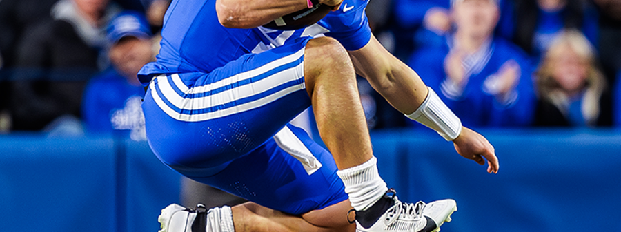 BYUfootball's tweet photo. air bear @bearb47