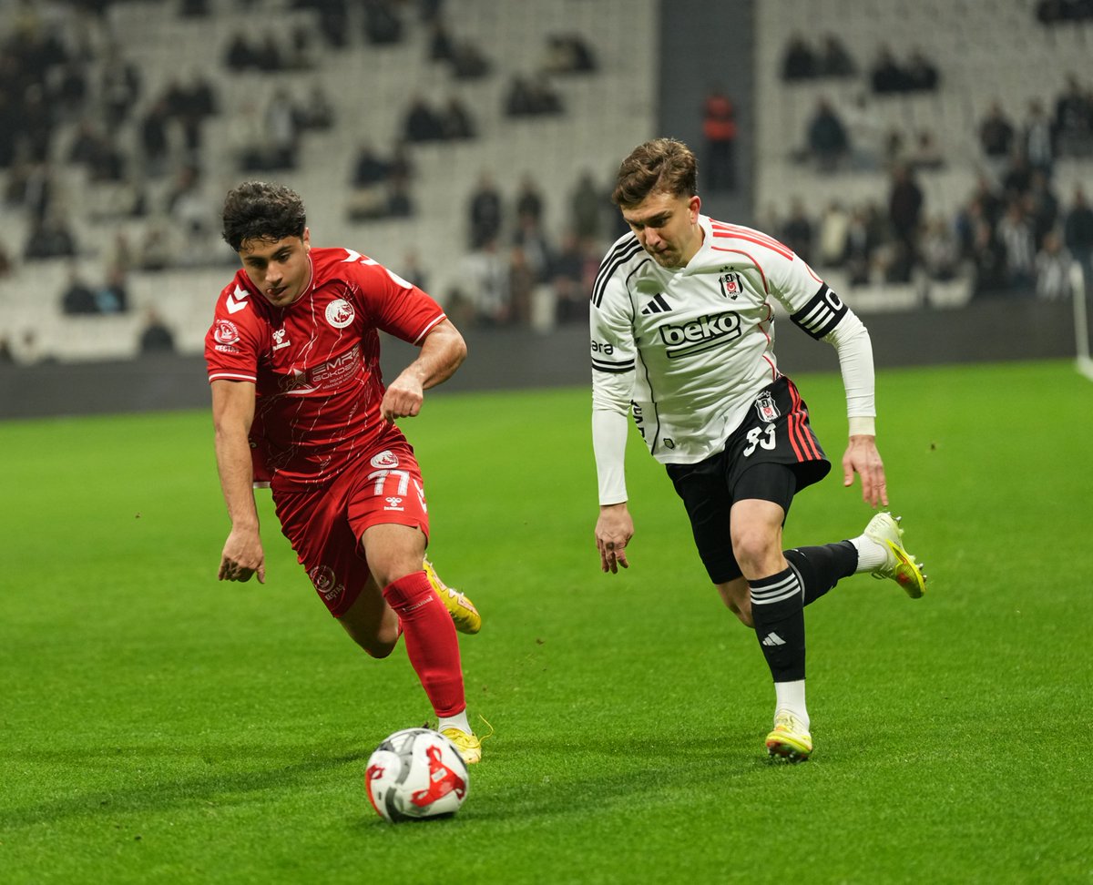 İlk yarıdan fotoğraflar. 📸

⬛⬜