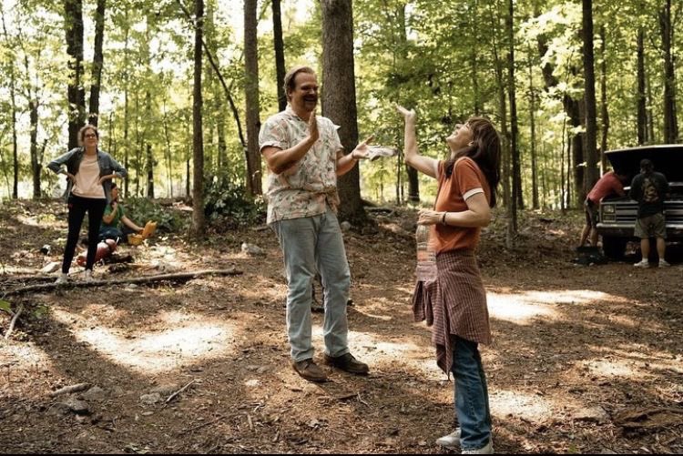 friendsbuffays's tweet image. Winona BTS of Stranger Things 3!