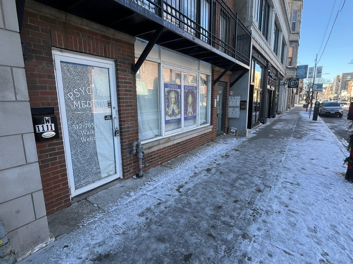 Chicago Bars tweet media