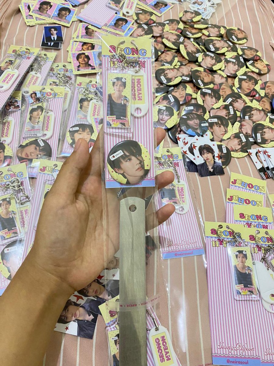 neira ⋆ OPEN FANLIGHT tweet media