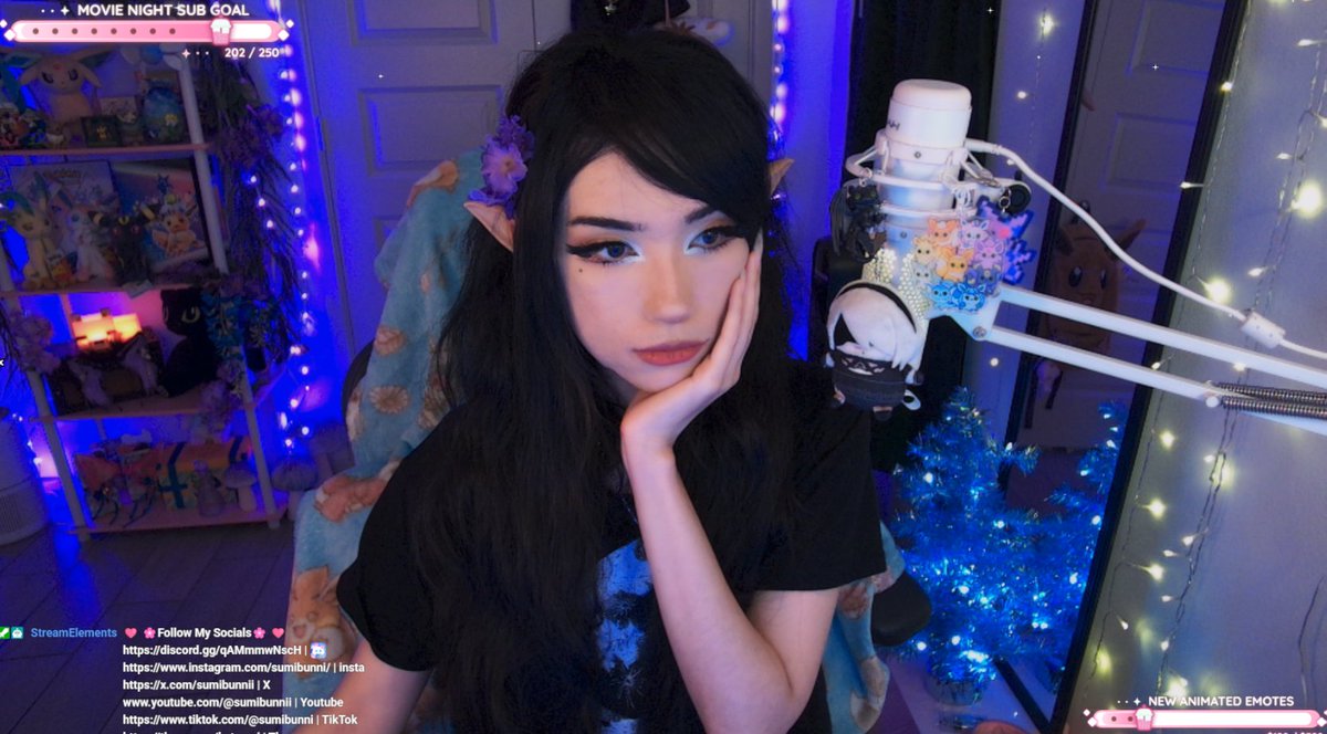 sumibunnii's tweet image. Im elf c: