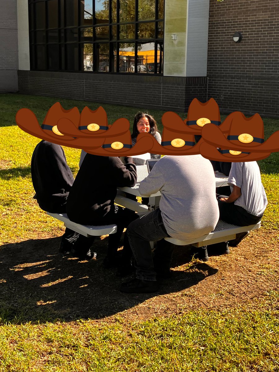 MrsMcClean tweet media