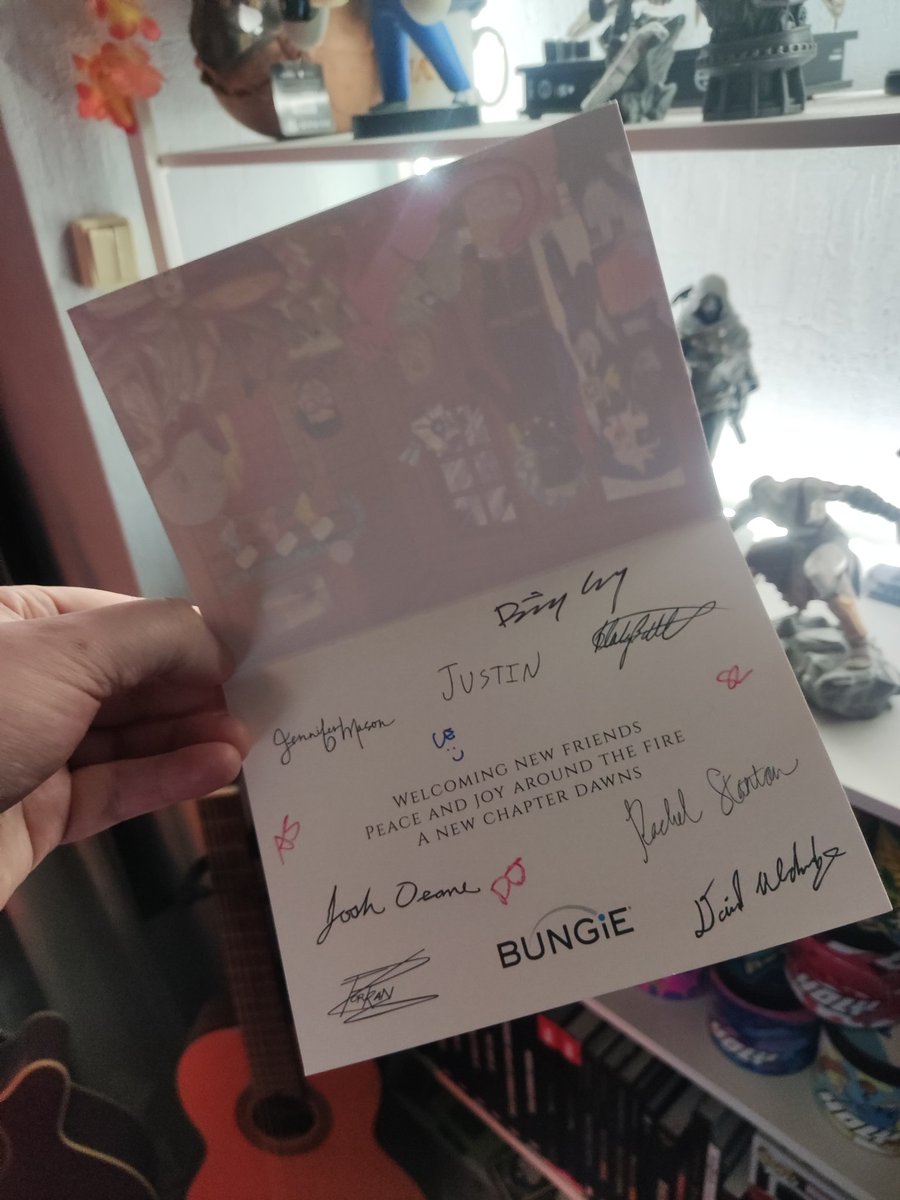 C'est meugnoooon ! <a href="/BungieLove/">Bungie Foundation</a> 💙❤️