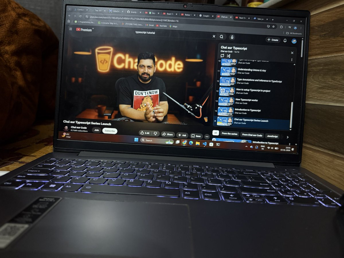 Last minute prep of core concept 
#LateNightVibes <a href="/Hiteshdotcom/">Hitesh Choudhary</a>