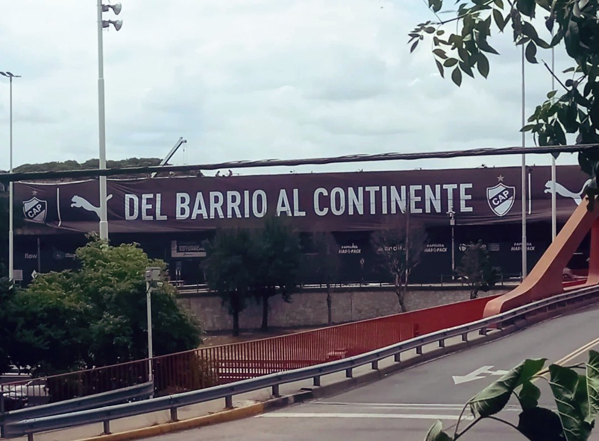 Mejor club del mundo. 

El resto de los clubes que me chupen bien los dos huevos. 

🤍🤎🦑