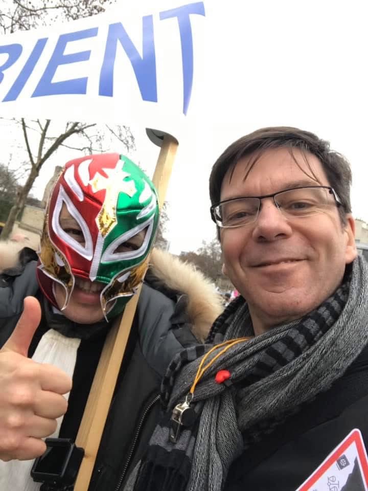 15 janvier 2019…
ça te dirait pas quelque chose ⁦<a href="/AlbertoLexBat/">🅰🅻🅱🅴🆁🆃🅾 🍥</a>⁩ ?