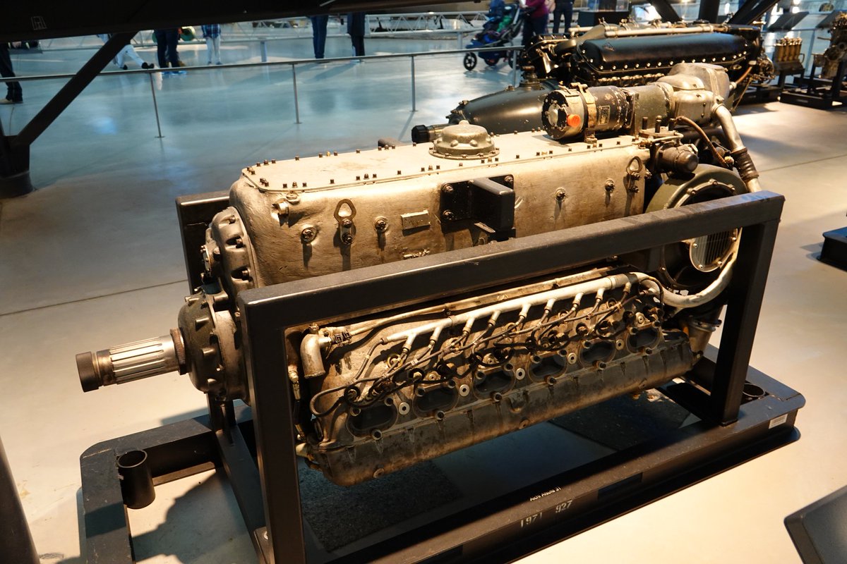 TRUFAULT's tweet photo. El motor  Aichi Ha-70 del #Keiun siempre tuvo problemas de sobrecalentamiento al igual que los motores de los #He177 🇩🇪 y que tenían esa fea tendencia a incendiarse. Lo mismo le ocurrió al protopipo del avión🇯🇵 antes de caer definitivamente, bajo las bombas de los #B29 🇺🇲.
🇯🇵⚓️ https://t.co/iJtyIOdN2G
