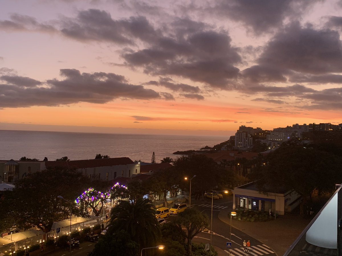 rocky985's tweet image. A few randoms from Madeira Island, Portugal. What a paradise! 🇵🇹😎❤️ #Portugal #NeverStopExploring