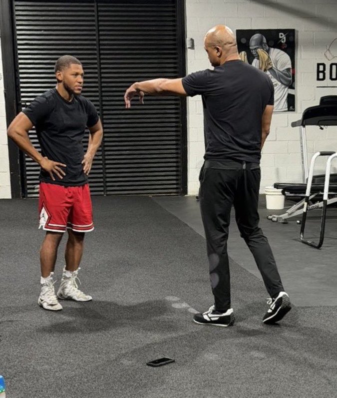 Dan The Boxing Man tweet media