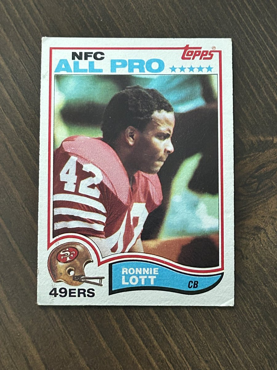 WaxPack916's tweet image. While going through a couple of snap cases, I found another HOF RC for my #SetBuild