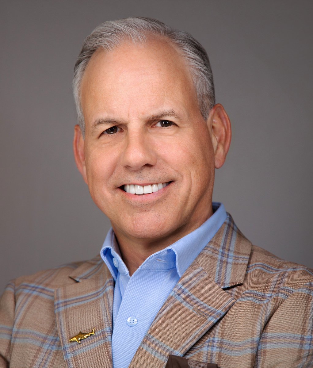 Simmons Alumnae/i tweet media