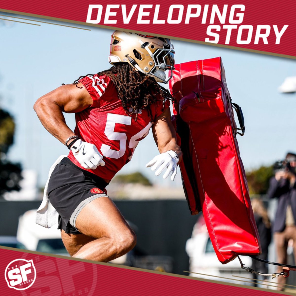 #49ers Fred Warner is reportedly a game-time decision, according to <a href="/JosinaAnderson/">JosinaAnderson</a>