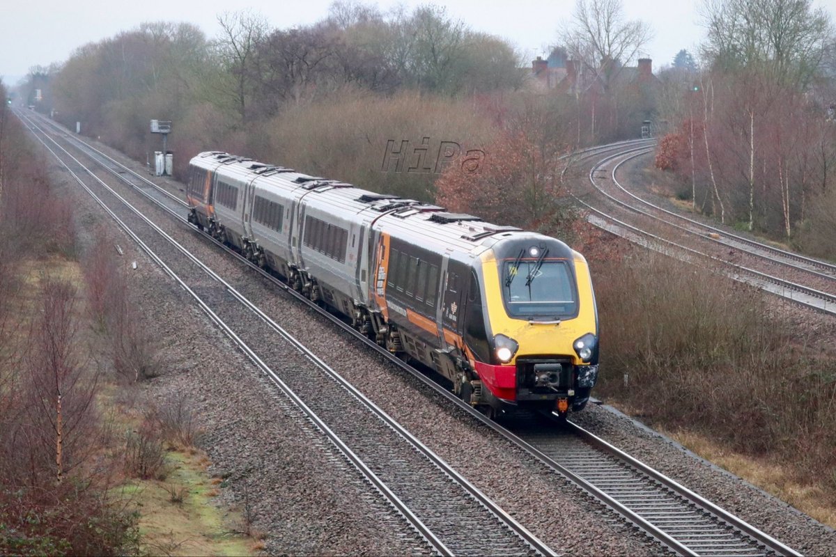 HiPa125's tweet image. Grand Central Bombardier #Class221 #SuperVoyager 221143 working 5E43 0955 Barton-under-Needwood Central Rivers Depot &amp;gt; Wakefield Crofton Depot towards North Stafford Jn