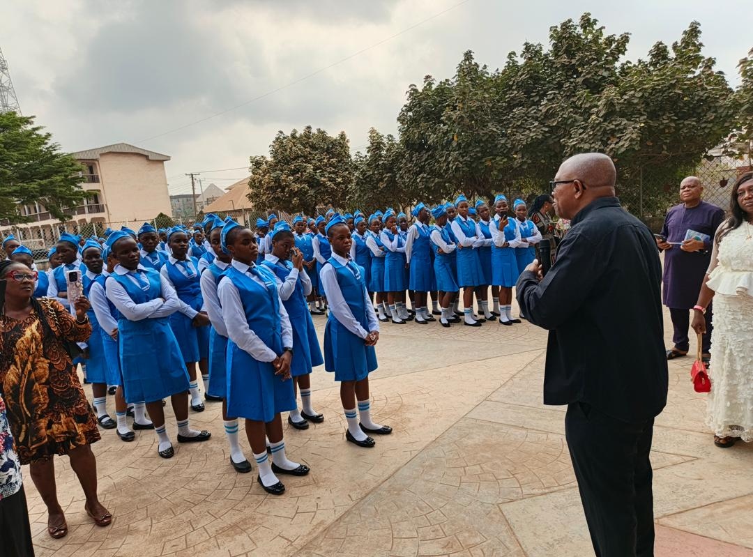 PeterObi's tweet image. Keeping the Promise: A Return to Immaculata Girls’ Model Secondary School, Nnewi

Yesterday, I returned to Immaculata Girls’ Model Secondary School in Nnewi to fulfill the promise I made during my visit in the last quarter of last year. I had assured them that I would come back,…