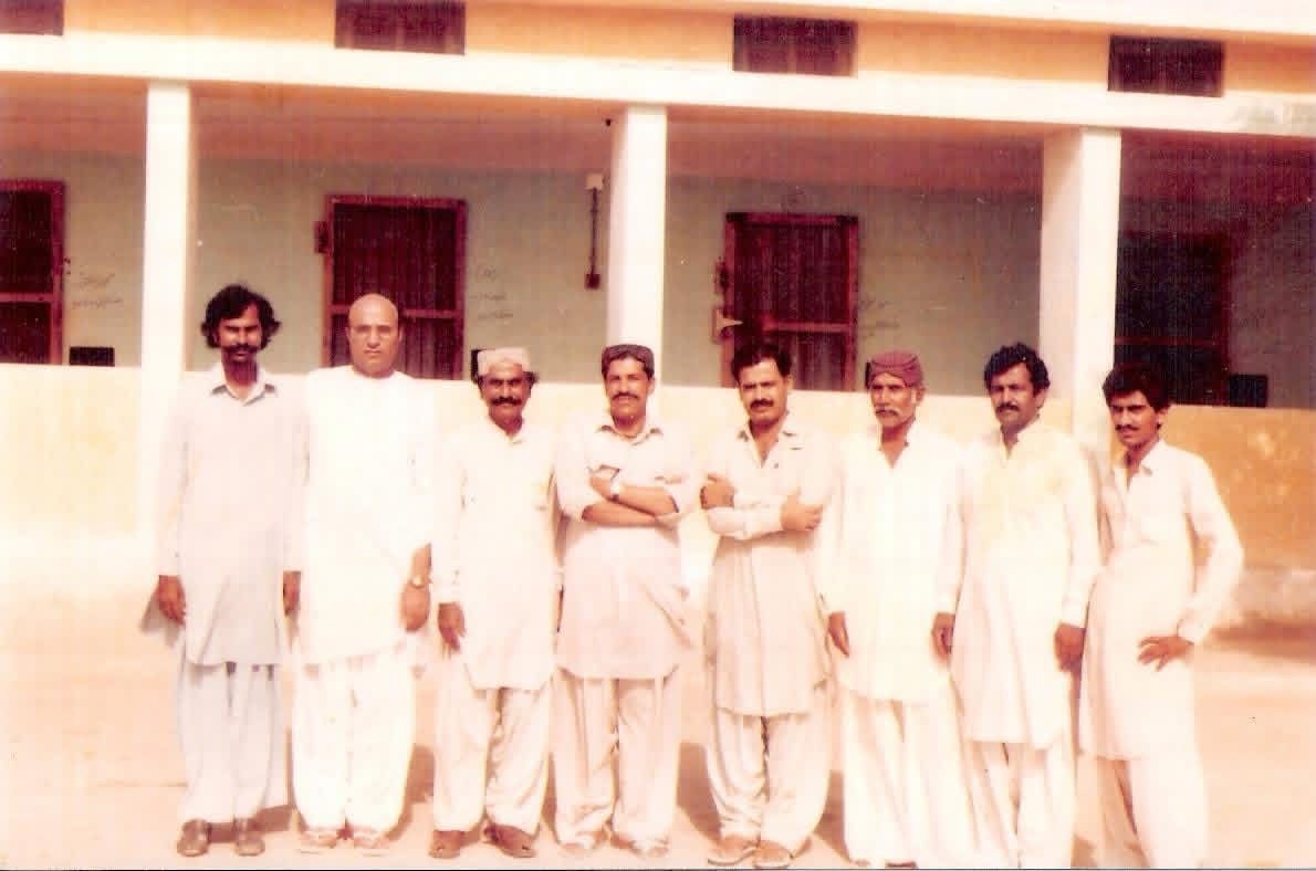 فاضل راھو جي زندگي هڪ سبق آهي، جيڪو هر نسل لاءِ روشني بڻجي ٿو. 
1127
#TributeToShaheedFazilRahoo