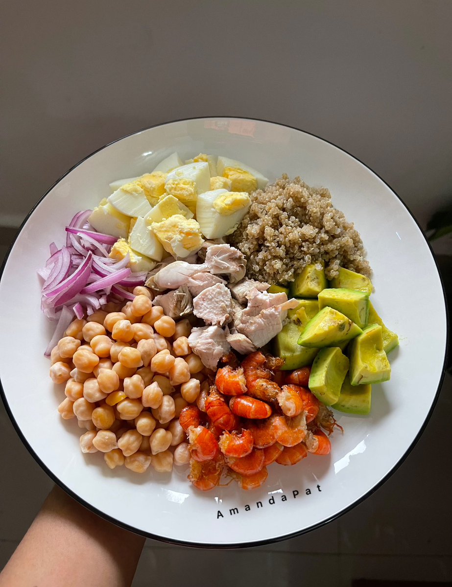 natural_ama's tweet image. Gut care💕
Day 10 of 30

Definitely the best salad I’ve had