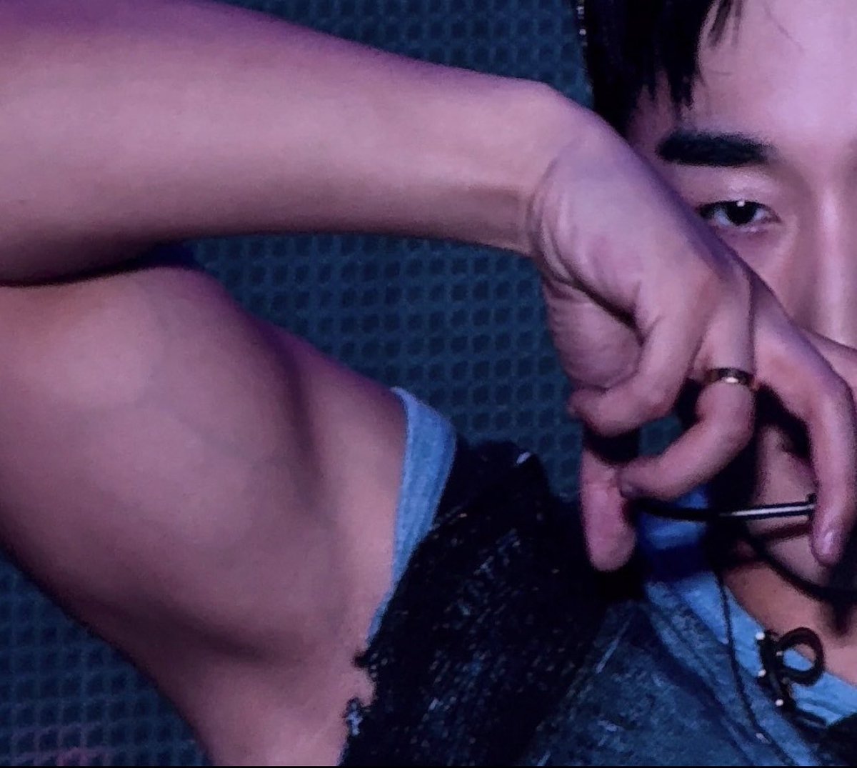 heartinsani's tweet image. dont need to ask me twice