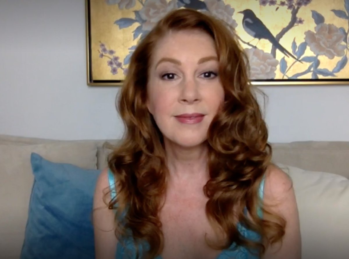 Watch last nights livestream...U know where! 🔗 Link in Linktree ⬅️ ⬆️ #Redheads #RedCurlyHair #Gingers #DarkBrownEyes #AMA #IntimacyCoordinator #Discussions #Playful #Tease #Hair #Laughs #Stories #StoryTime #Pason #PasonActress