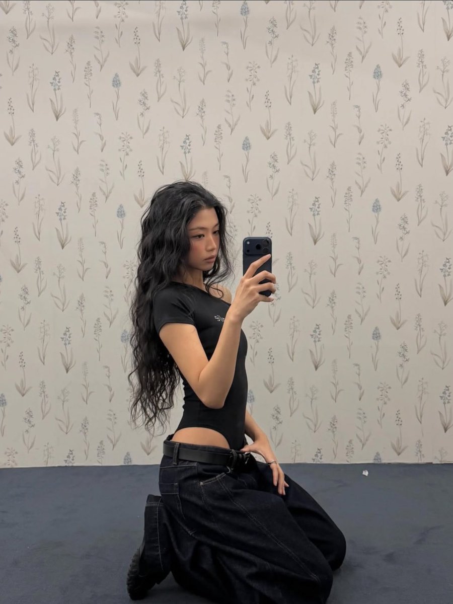 ricciaria's tweet image. open.spotify.com/track/48vIfHaK…