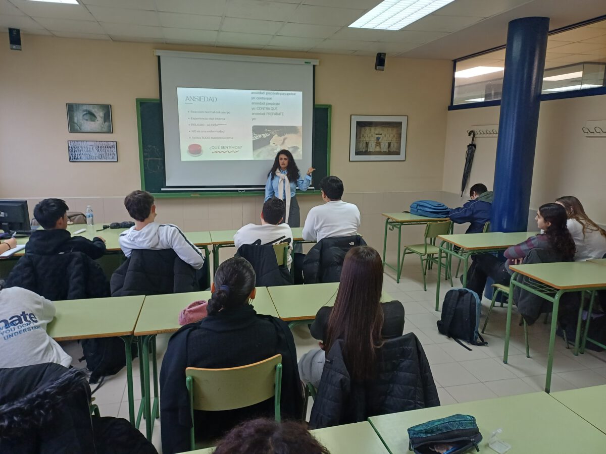 Desde el Plan de Salud del IES Cantabria se ha organizado un taller de control del stress y la ansiedad ante los exámenes.
iescantabria.es/ies-cantabria/…