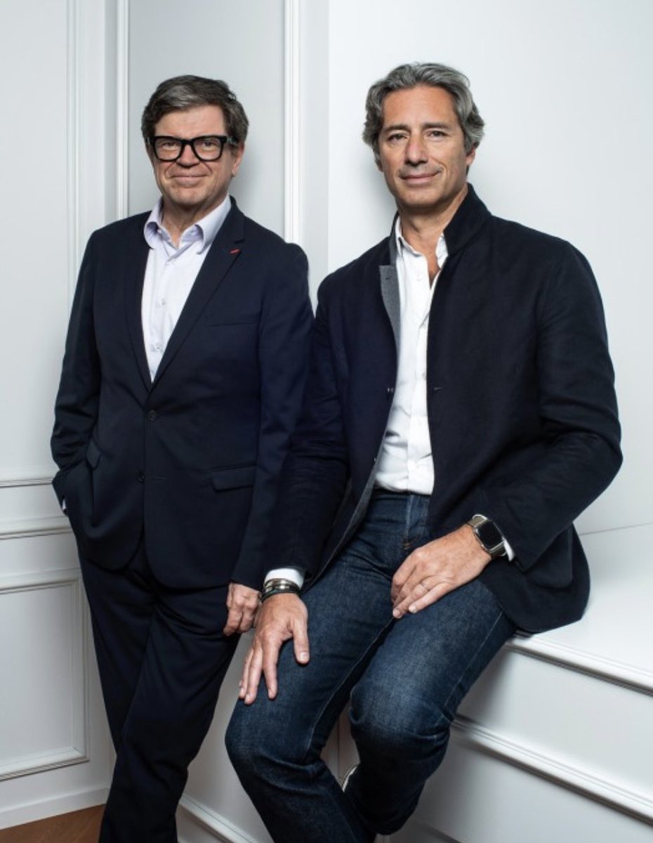 💥 Laurent Solly  rejoint #AMILabs, la start-up de Yann LeCun !! 

C’est presque une provocation pour Mark Zuckerberg

L’ex-responsable de la recherche IA chez Meta devrait en être le président exécutif.

* AMI Labs: Advanced Machine Intelligence Labs
linkedin.com/posts/fabienne…