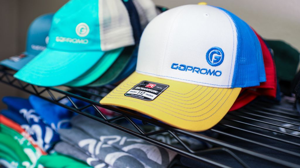 GoPromo3's tweet image. It’s National Hat Day! 🧢 Hats are one of our favorite promo products. Comfortable, customizable, and always a crowd favorite. Thinking about custom headwear for your team or next event?
Contact Go Promo today! buff.ly/tsnWEr9 

#NationalHatDay #CustomHats #JustGoPromo