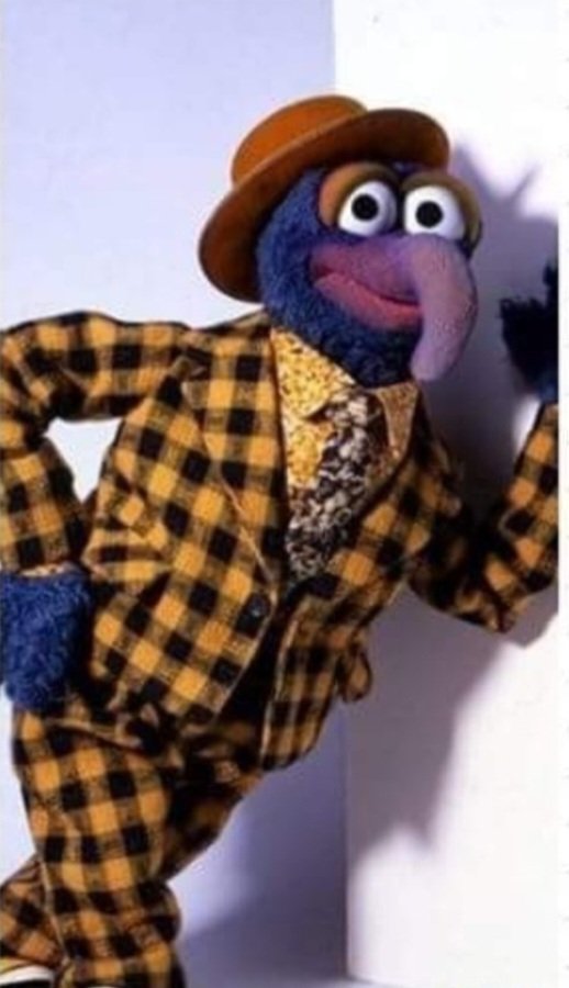 editorey's tweet image. #EstafardoDeLasFirmas disque 5 millones, y parece ser que son en fotocopias.
Enterro su campaña, ya ni lo de exitoso empresario le cuajo, todo un fraude, con razon tanta roncha con el, incluso en la mismisima narcocracia.