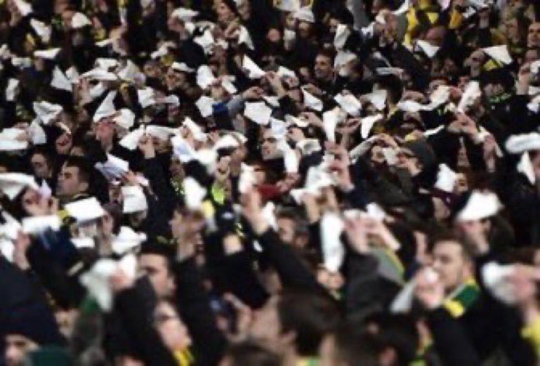 Ham8_od's tweet image. اللي باقي في قلبه ذرة حب لشعار مدريد
انشروا هالهاشتاق بكل مكان

لا توقفون أبدًا… مدريد اليوم طايح،
وما راح يقومه ولا ينقذه إلا جمهوره

اين انتم؟
#FlorentinoDimisio