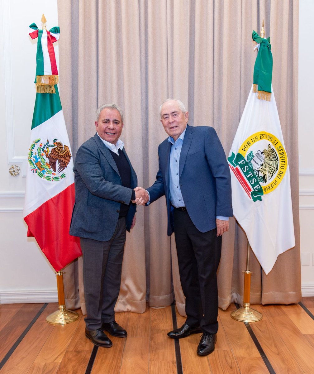 FSTSEmx's tweet image. Hoy se llevó a cabo una importante reunión de trabajo del Presidente de la FSTSE, @GarciaAyalaM , con el Lic. @LeonelCotaM , Subsecretario de Agricultura y Desarrollo Rural,  y el Mtro. @TonyTalamantes, Director General de @LecheBienestar

¡El enfoque está puesto en promover…