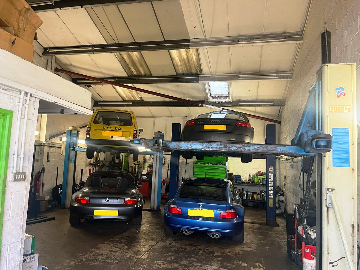 PaviourPS's tweet image. WELL-ESTABLISHED VEHICLE SERVICE &amp;amp; REPAIRS GARAGE–HUGE SCOPE FOR MOT’S
ESTABLISHED OVER 22 YEARS BY THE SAME OWNERS
GENUINE RETIREMENT SALE
ONLY TRADING 4 DAYS A WEEK -TURNOVER £150,000 PER ANNUM-EBITA (NET) £60,000
REF:M3144
CENTRAL ESSEX-OFFERS CONSIDERED-£79,995 LEASEHOLD+SAV
