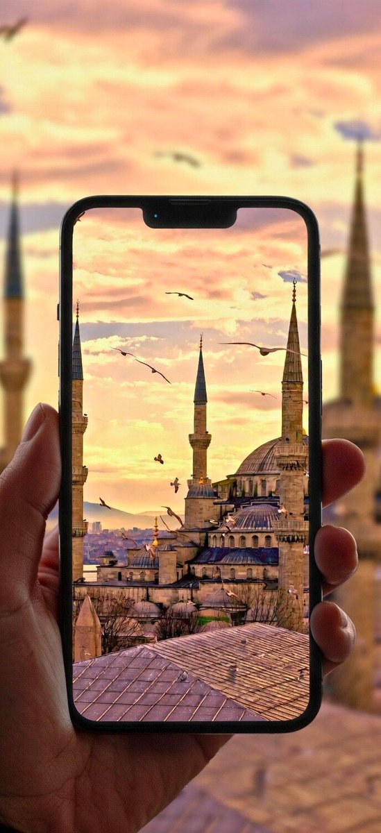 bosphoruswdu's tweet image. Blue Mosque Illuminated at Night – Pure MagicStunning night view with perfect lighting and dramatic atmosphere❤️💯🕌