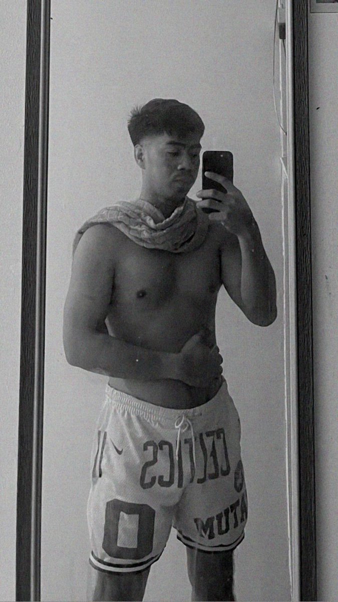 ItsmeRon tweet media