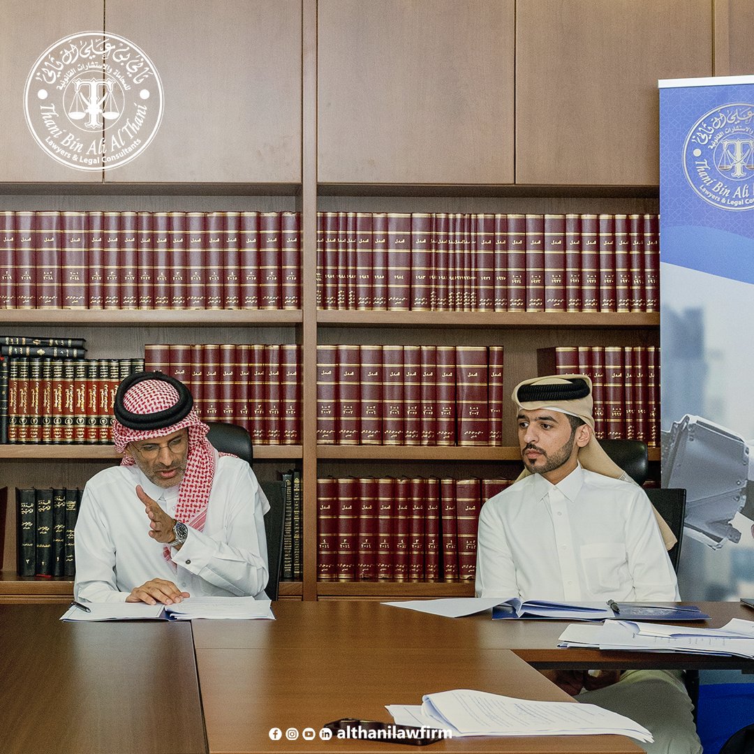 althanilawfirm's tweet photo. في حين تولت الأستاذة شهد عبد الله العبد الله والأستاذة منى وردم دور المحتكم ضدها وذلك تحت الإشراف العام للأستاذ عبد الله يوسف.
لقد شكلت هذه التجربة التدريبية الملهمة فرصة فريدة لصقل مهارات الطالبات العملية وتعزيز ثقتهن بأنفسهن في بيئة مماثلة لأجواء المحاكم الحقيقية. https://t.co/aVrJlQc3xe