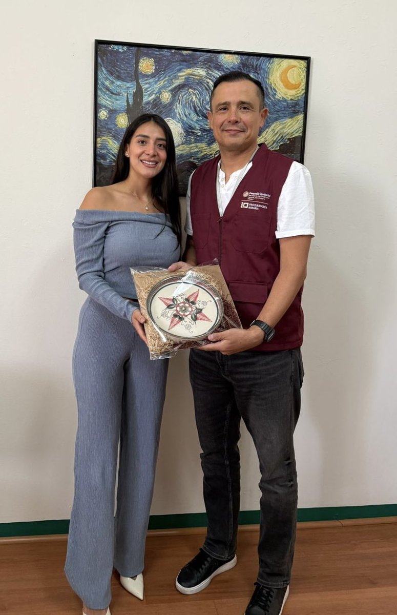 Reunión muy productiva con Procurador Agrario del <a href="/GobiernoMX/">Gobierno de México</a> en Jalisco César  Yáñez Centeno y Arvizu. 

Desde #TONALÁ trabajamos de la mano del gobierno federal para regularización de la propiedad rural y el fortalecimiento de la seguridad jurídica del patrimonio de los ejidos.