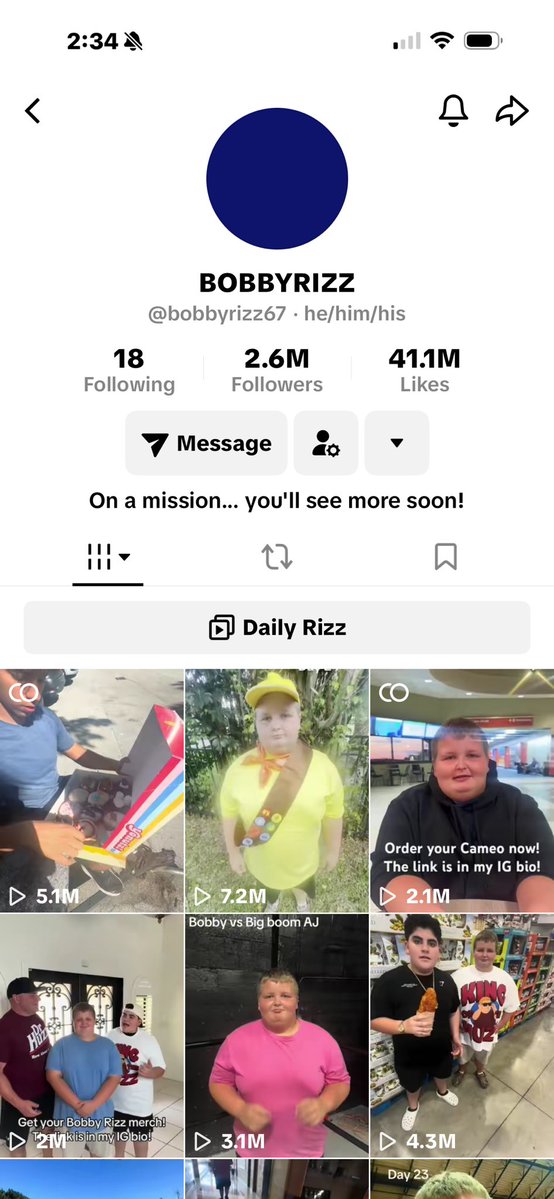 datadegen13's tweet image. 9vyLnN3TYexVA2fZ1fScHWfXdkye4XnEsGX5gfW7pump   How did this little dude not get his flowers  2.6 million followers is mind blowing $bobbyrizz
