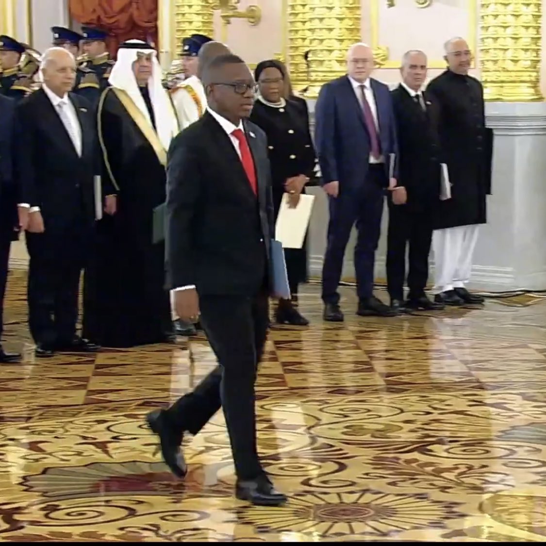⚡️LATEST — Russian President Vladimir Putin formally accepted the credentials of #Somalia’s new ambassador to #Russia, <a href="/MohamedAZubeyr/">Mohamed A. Zubeyr</a>, at a credential-presentation ceremony in the Alexander Hall of the Grand Kremlin Palace in #Moscow on Thursday, officially marking the start of
