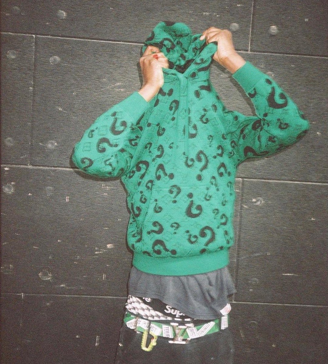 Ovrnundr tweet media