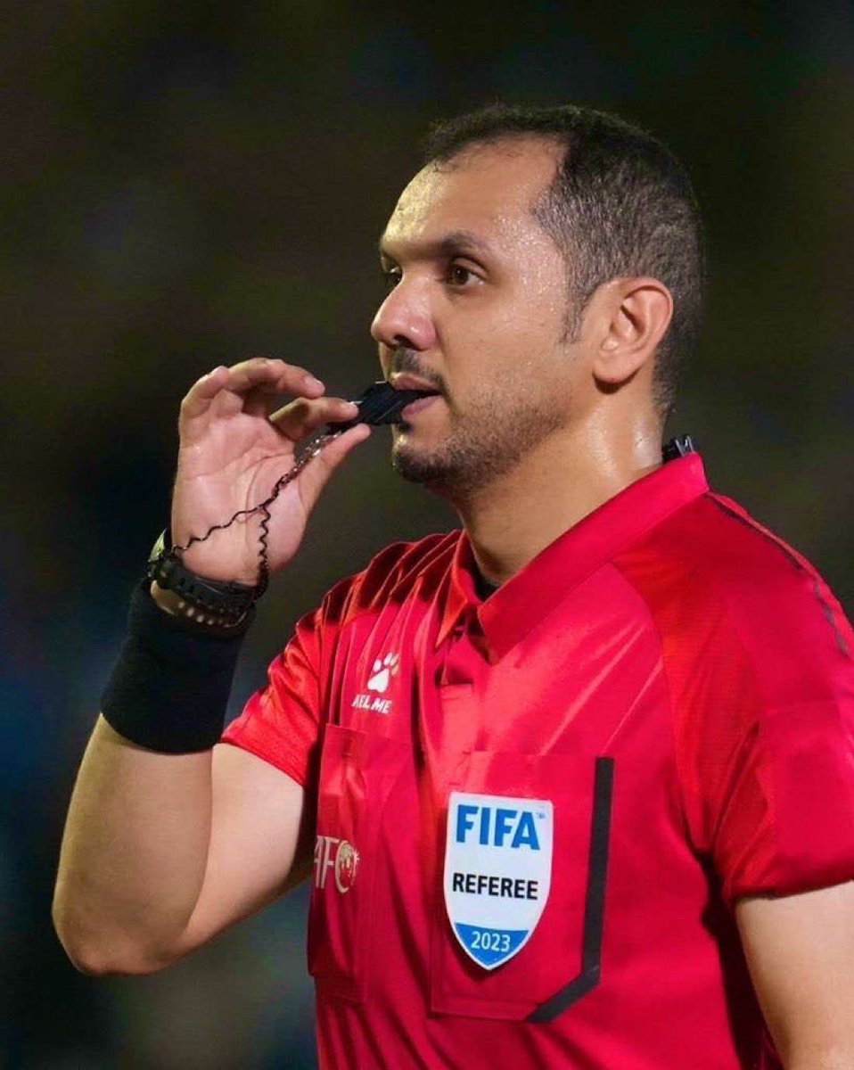 هذا من الذين يؤدون المهمات بنجاح تام والدليل مباراة #الأهلي و #التعاون