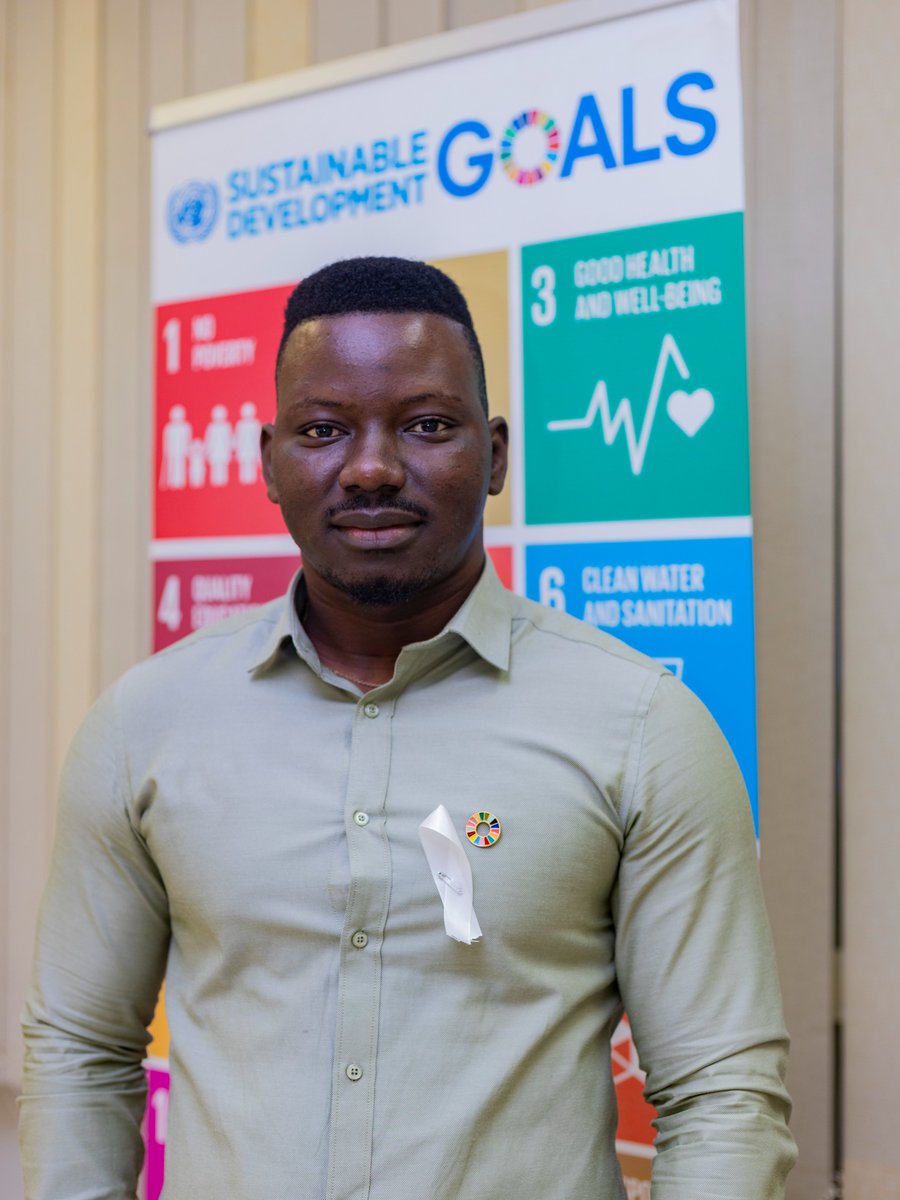 solomon_samba's tweet photo. 🕊️ Sierra Leone marks Jan 18 as National Remembrance Day. Honoured to be part of the UN Country Team with Heads of Agencies &amp; dignitaries as white ribbons were pinned in memory of civil conflict victims. We remember. We recommit. We stand for peace.
#PeaceRemembrance #SierraLeone https://t.co/0fwKTbyfbj