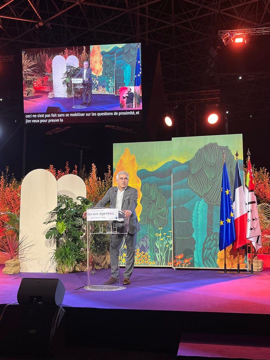 🎉 En cette période de vœux et en cette fin de mandat, reconnaissance et respect aux agentes et agents du service public de Nantes et de la Métropole.
Leur engagement quotidien fait vivre l’intérêt général. Merci à eux.