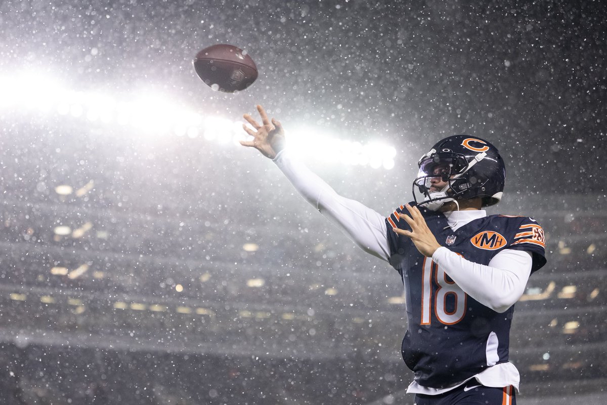 SleeperBears's tweet photo. “The Bears are so cold in the 4th quarter they become POLAR” 🥶

(IG: WhosNextShow) https://t.co/K06BVumoC9
