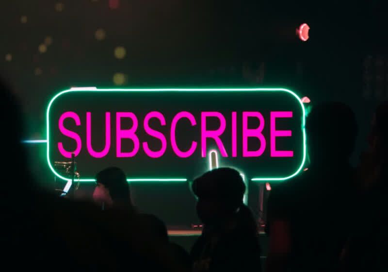 TechSpot's tweet image. FTC sues AI chatbot startup Pearl over alleged deceptive billing practices
– AI search tool Pearl draws FTC fire for "dark pattern" tactics
techspot.com/news/110933-ft…