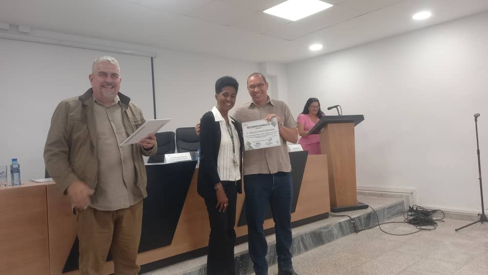 Merecido reconocimiento a los cuadros destacados en su trabajo durante el 2025