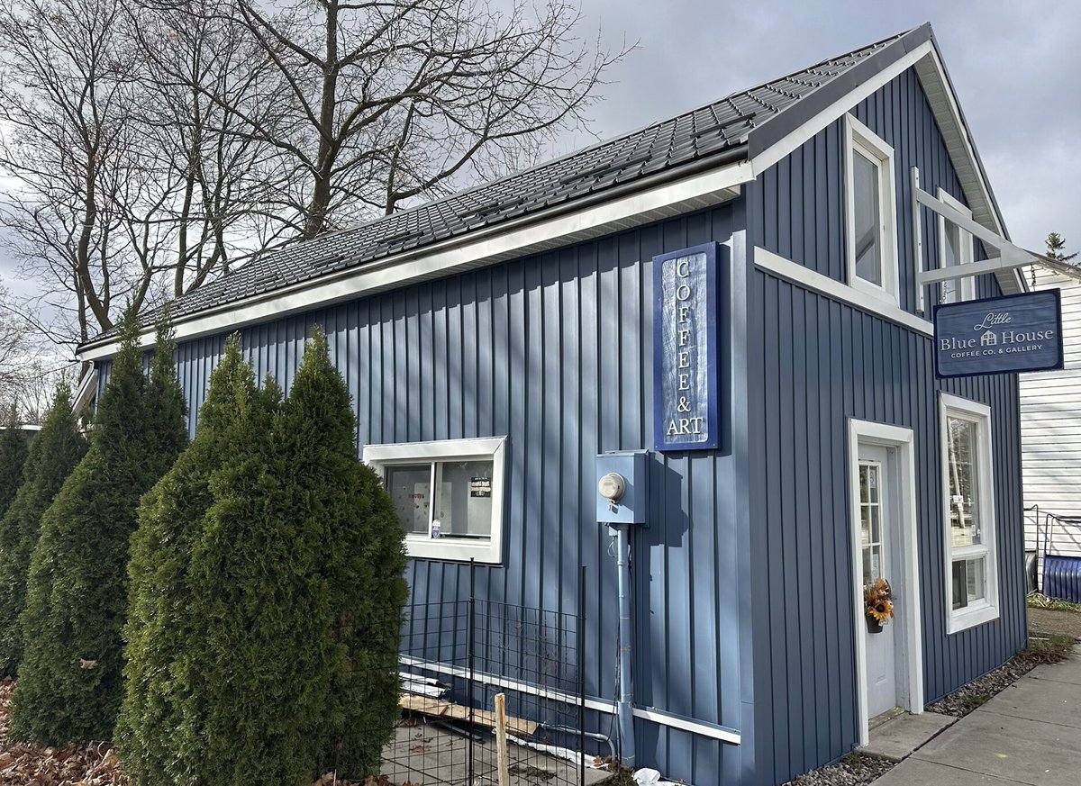 Small towns in Bruce County, Ontario are turning to steel roofs to protect their picturesque charm — and save on energy costs. Take a trip to Tiverton and read how a steel roof made a huge difference to one entrepreneur in our December article: steeldesignmag.com/2025/12/steel-…