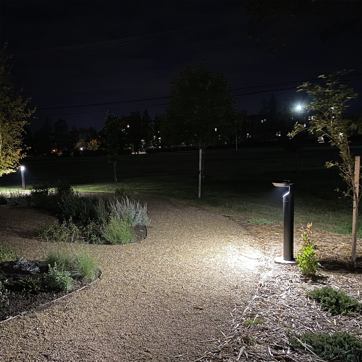 cyclonelighting's tweet image. Enhance outdoor spaces and pathways with the sleek Trika bollard. It brings both ambiance and performance, while contributing to a secure space.

Learn more:
cyclonelighting.com/products/exter…

#pathwaylighting #urbanrenewal #healthycities