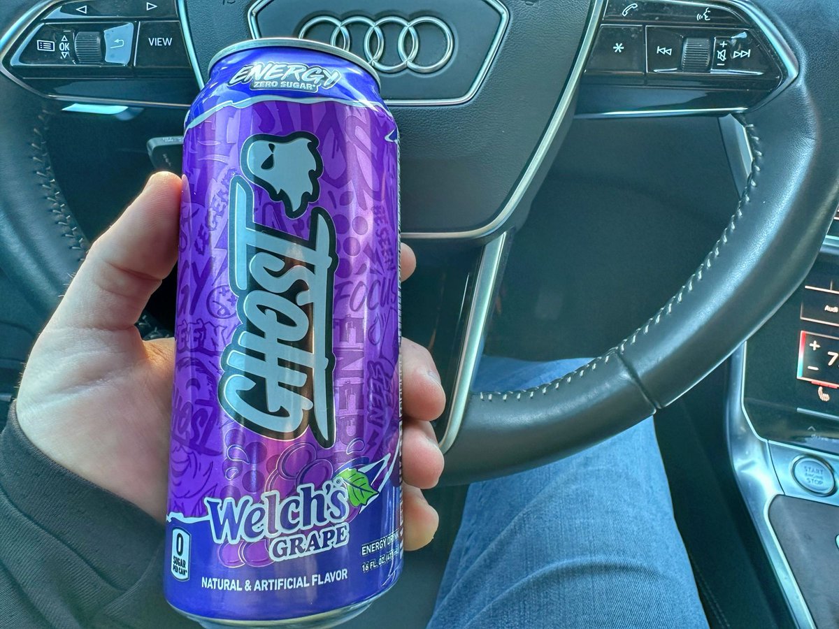🔥THIRSTY THURSDAY🔥

Ghost is still by far my favorite energy drink brand. Their flavors are unmatched. 

Switched it up today and grabbed a 🍇 on the road. The grind never stops. 

#ghostenergy #energydrink #energydrinks #caffeine #thirstythursday #welchs #welchsgrape #grape